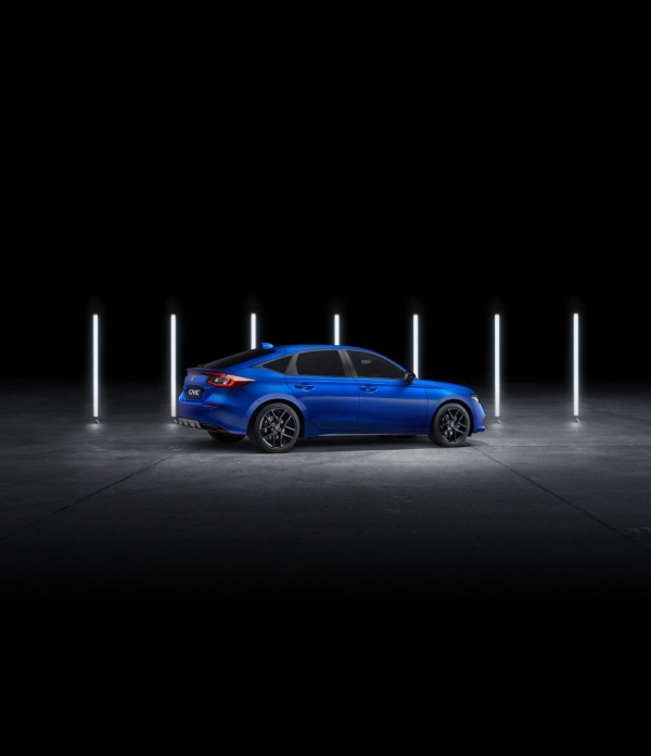 Honda_Civic_Blue_Rear_LR_1000x0.jpg