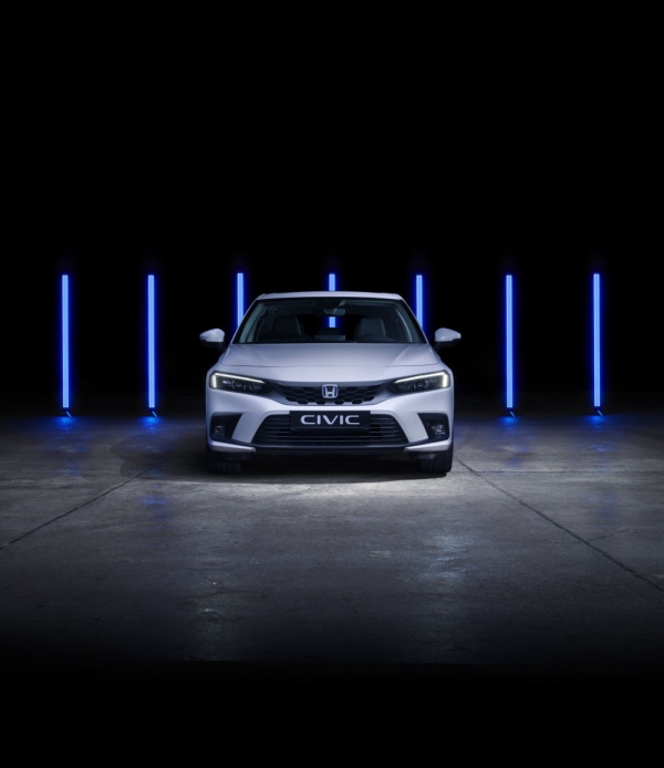 Honda_Civic_White_Front_LR_1000x0.jpg