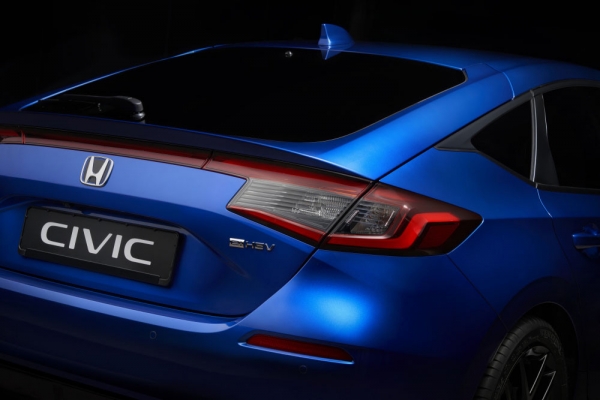 Honda_Civic_Blue_CloseUpRear_LR_1000x0.jpg