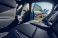 69169_24YM_eNy1_Advance_Interior_Backseats_WithTalent_KG_LR_1000x0.jpg