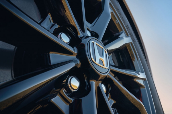69320_24YM_CRV_PHEV_AdvanceTech_Alloy_Detail_KG_LR_1000x0.jpg