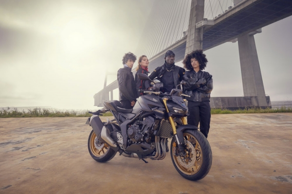 25YM_CB1000 Hornet SP_Location_Lifestyle_1881_LR_1000x0.jpg