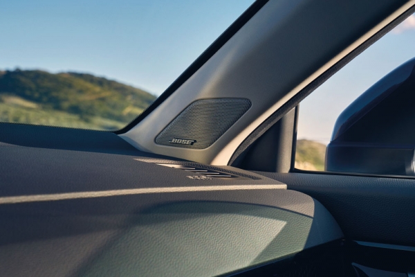 69300_24YM_CRV_FHEV_Advance_Bose_Speaker_Detail_KG_LR_1000x0.jpg